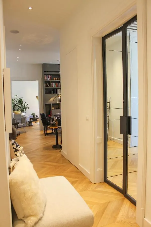 Valsabbion Deluxe City Suite Pula Apartment